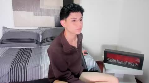 apolo_vg online show from June 19, 11:38 am