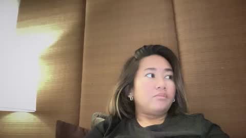 Anika online show from November 6, 7:33 am