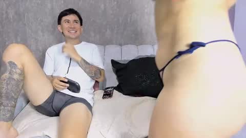 Snapshot of appocalypsee chatting on February 24, 10:03 pm ALEXANDCAM online show from February 24, 10:03 pm