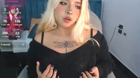 April Bunny online show from November 26, 9:00 pm