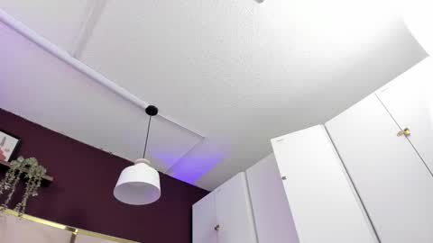 April online show from November 6, 11:24 am