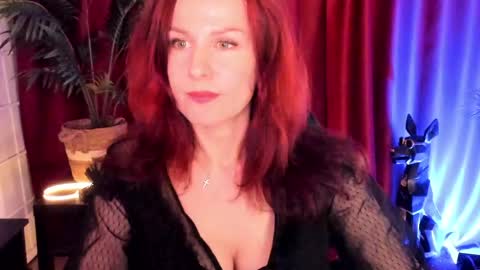 aprill_o_nill online show from May 4, 6:14 pm