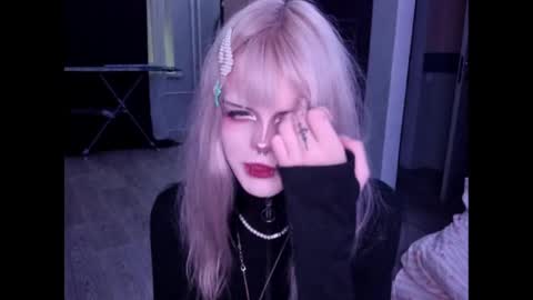 Alice D online show from April 20, 8:23 pm