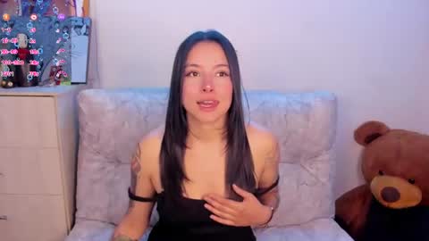 aqua emilly online show from July 17, 10:55 pm