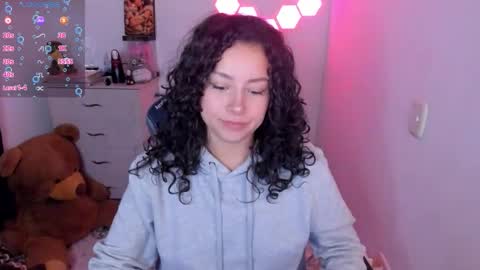 aqua emilly online show from March 12, 11:52 pm