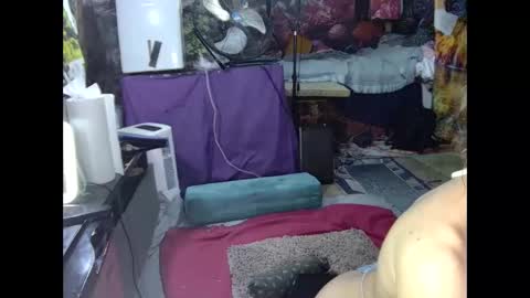 aquafoxxy online show from May 1, 5:34 am