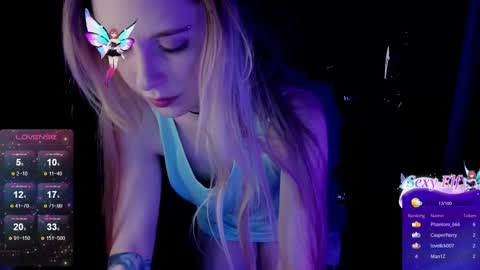 Snapshot of aqualen chatting on March 10, 5:18 pm aqualen online show from March 10, 5:18 pm