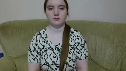 Josefin online show from June 19, 1:17 pm