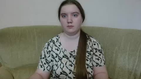 Josefin online show from July 4, 11:03 am