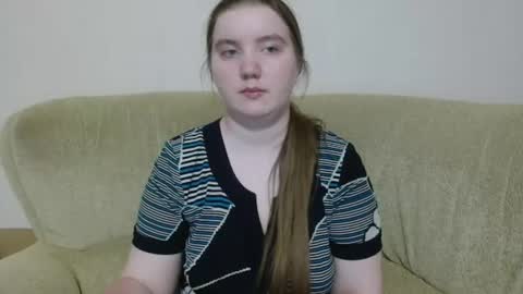 Josefin online show from July 6, 7:05 am