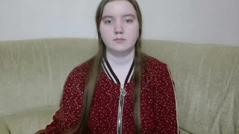Josefin online show from July 21, 12:40 pm