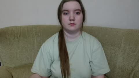 Josefin online show from June 18, 6:08 am