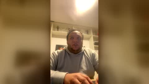 aquelarre_studio online show from March 19, 2:28 am