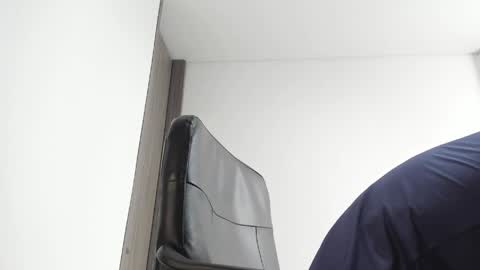 Jonathan online show from May 1, 8:58 pm