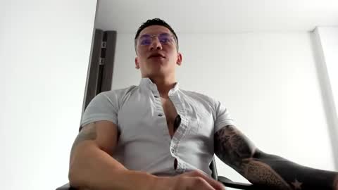Jonathan online show from June 22, 6:37 pm