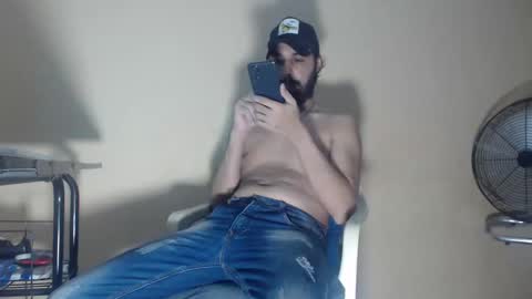 Snapshot of arabebigcock chatting on October 21, 6:07 am ARABE online show from October 21, 6:07 am