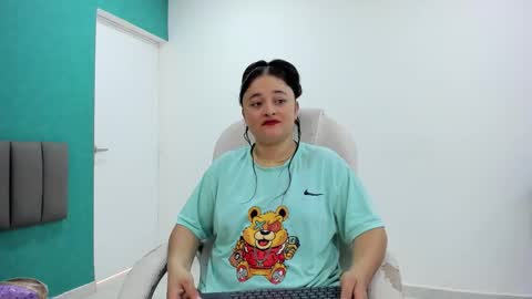 Snapshot of aradia_kiss chatting on October 22, 6:31 pm aradia_kiss online show from October 22, 6:31 pm