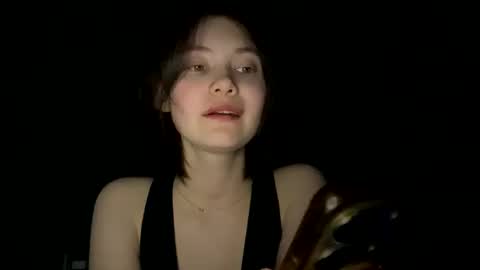 araneaas online show from March 18, 4:46 pm