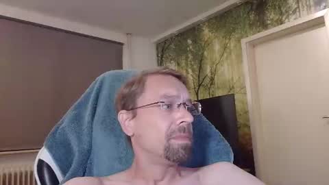 arfsli1989 online show from July 4, 1:10 am
