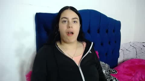 Snapshot of ari_coohachelaa chatting on October 4, 9:45 pm ARIANNA online show from October 4, 9:45 pm