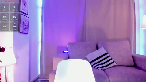 Ari online show from May 14, 4:16 pm