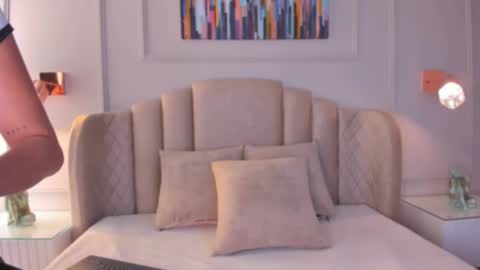 Snapshot of aria_greco chatting on January 18, 2:58 am Aria  online show from January 18, 2:58 am