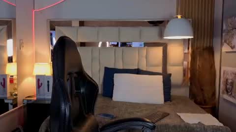 Aria Jones online show from July 21, 8:11 pm