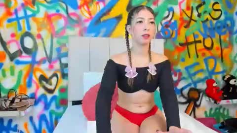 aria online show from March 4, 12:35 pm