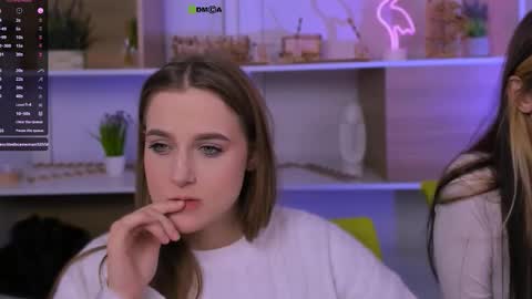 Luna online show from September 19, 1:04 pm