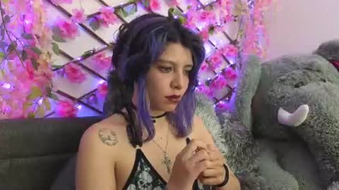 aria_silk online show from June 19, 11:33 pm