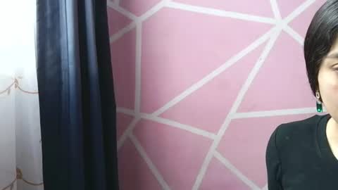 dafna lorens  online show from June 17, 1:38 pm