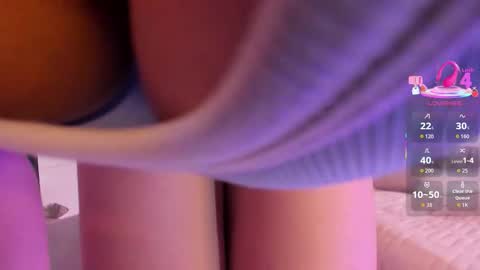 Aria online show from September 18, 8:02 pm