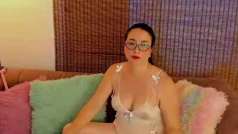 Ariana Cruz online show from June 28, 2:57 pm