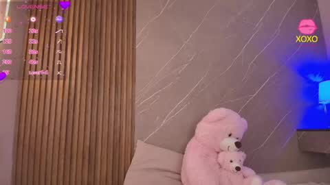 Ariana online show from April 25, 12:51 pm
