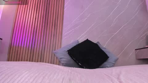 Ariana online show from November 24, 12:15 pm