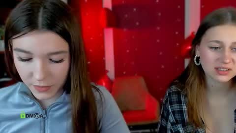 arianaa_cat online show from February 14, 6:38 am