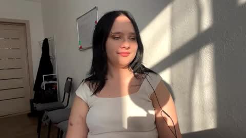 Kira online show from March 14, 11:25 am