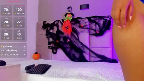Snapshot of arianna__8 chatting on October 22, 5:21 am arianna__8 online show from October 22, 5:21 am