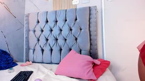 ARIANNA  MILLERS online show from June 14, 3:41 am