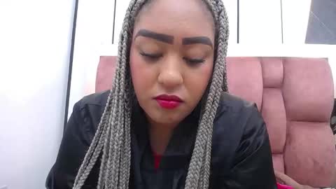 arianna pearl online show from December 1, 1:20 pm