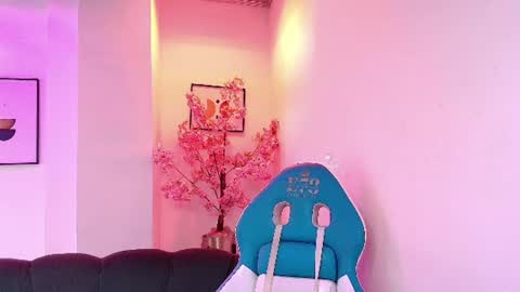 arianna_sweeet online show from June 16, 3:32 am