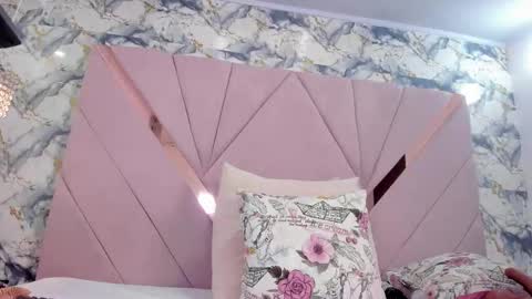 Arianna Sweeg online show from March 9, 4:06 am