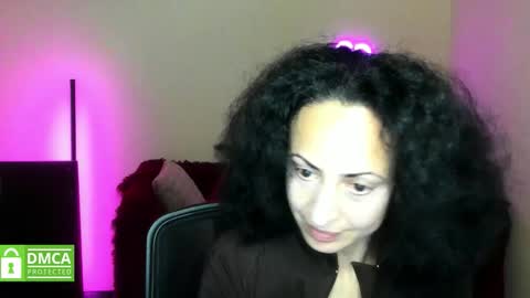 Snapshot of arianna_tifany chatting on October 23, 5:47 pm Arianna online show from October 23, 5:47 pm