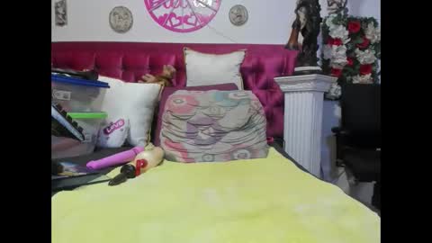 Snapshot of ariannablecker chatting on October 9, 6:13 pm ariannablecker online show from October 9, 6:13 pm