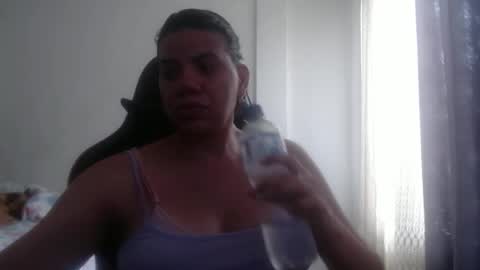 ariannaloovel online show from February 4, 6:01 pm