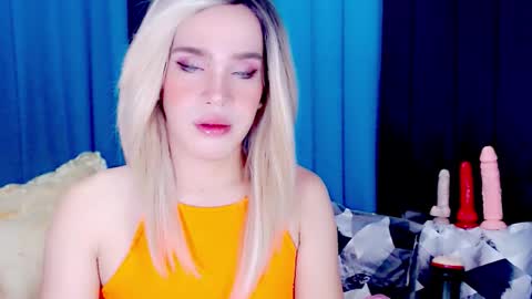 ARIANNE CUMS  online show from February 17, 8:24 am