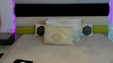 Ariel online show from February 19, 9:06 am