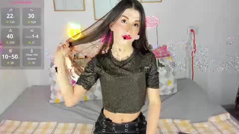 Ariel Mishel online show from May 1, 8:36 pm