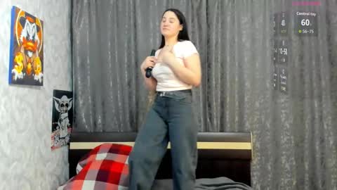 Hello im Lia online show from March 5, 5:44 pm