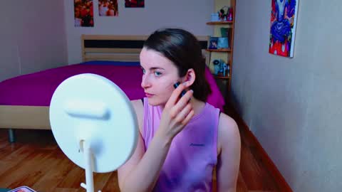 Snapshot of arielstonks_lovee chatting on February 24, 3:02 am arielstonks_lovee online show from February 24, 3:02 am